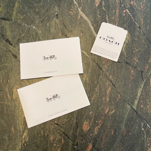 Coach patterned wristlet - Picture 4 of 4